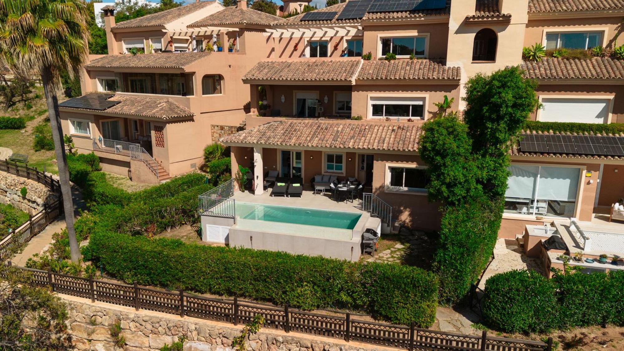 Private Heatable Infinity Pool With Sea Views In La Mairena, Marbella Apartment Sitio de Calahonda Exterior photo